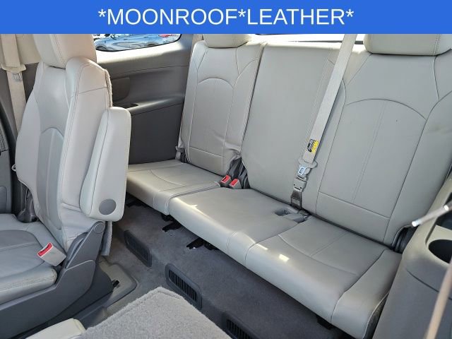 Used 2013 GMC Acadia SLT image 28