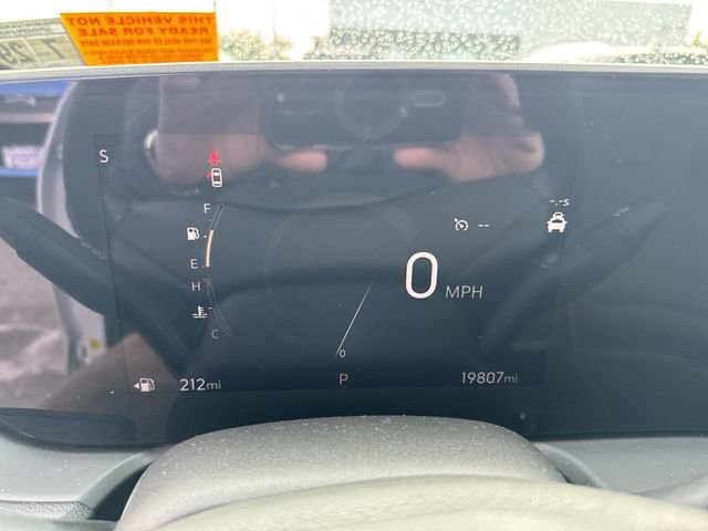 Used 2024 Buick Encore GX Sport Touring w/ Experience Buick Package image 11