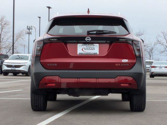 Used 2025 Nissan Kicks SR AWD/4WD image 6
