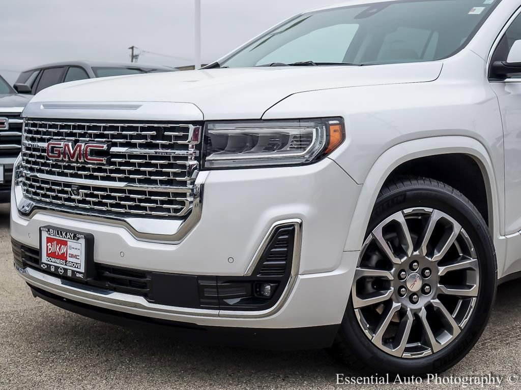 Used 2023 GMC Acadia Denali w/ Denali Ultimate Package image 3