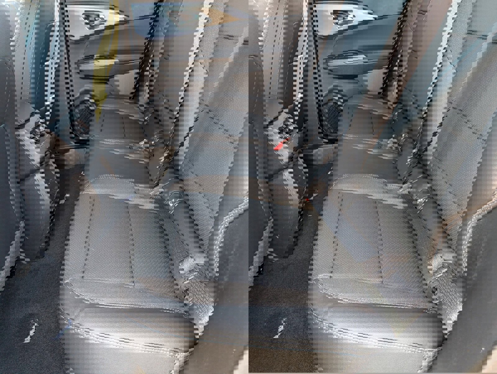 New 2026 Chevrolet Equinox EV LT image 7