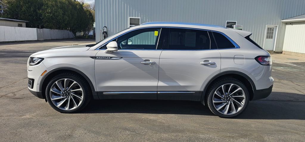 Used 2020 Lincoln Nautilus Reserve w/ Equipment Group 201A AWD/4WD image 7