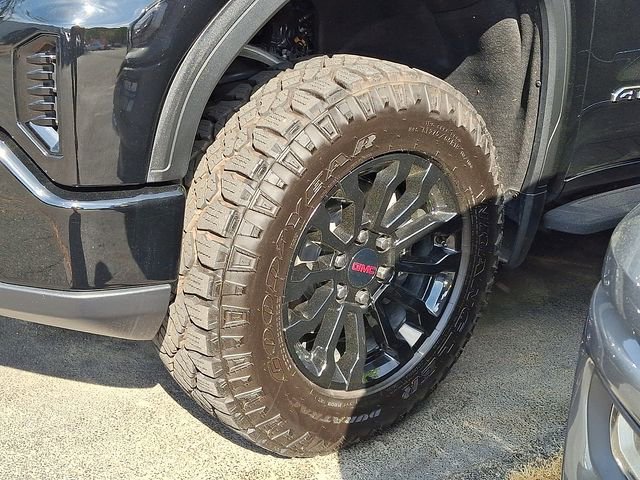 Used 2023 GMC Sierra 1500 AT4X AWD/4WD image 30