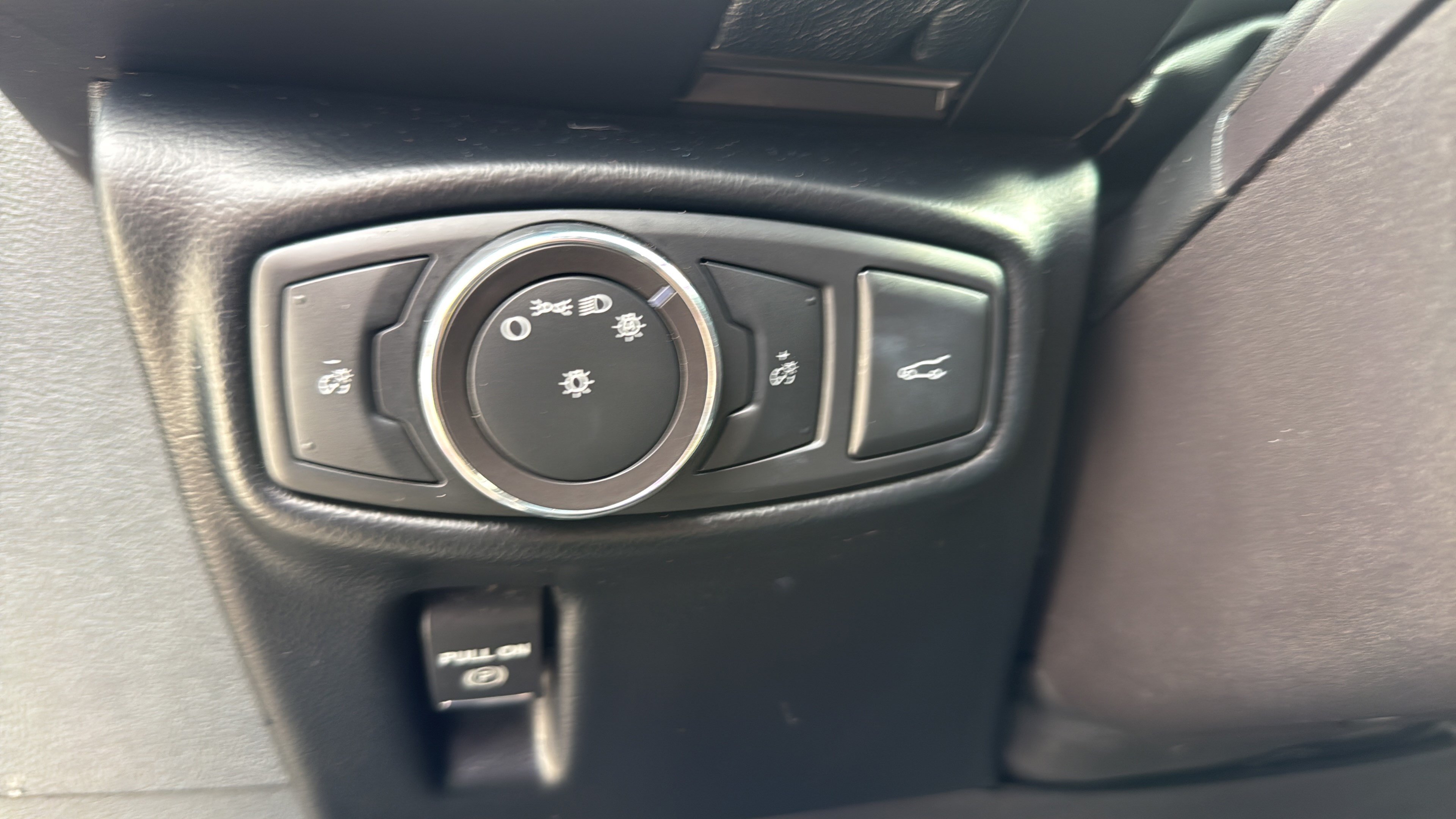 Used 2018 Lincoln MKX Select w/ Select Plus Package FWD image 28