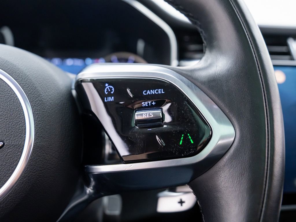 Used 2022 Jaguar F-PACE S image 35