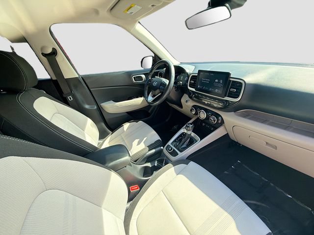 Certified 2024 Hyundai Venue SEL FWD image 26