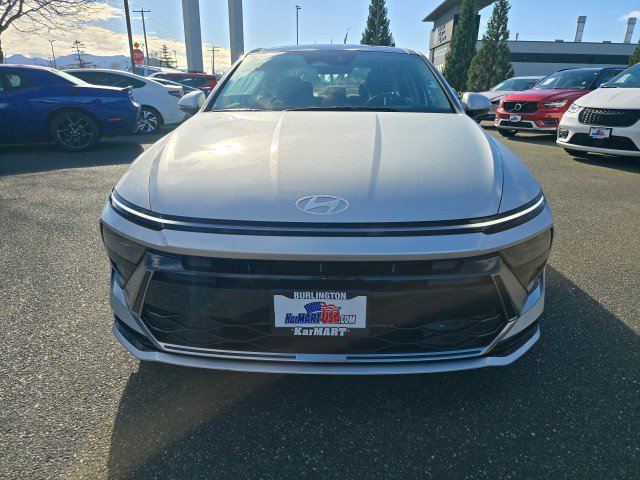 Used 2025 Hyundai Sonata SEL FWD image 8