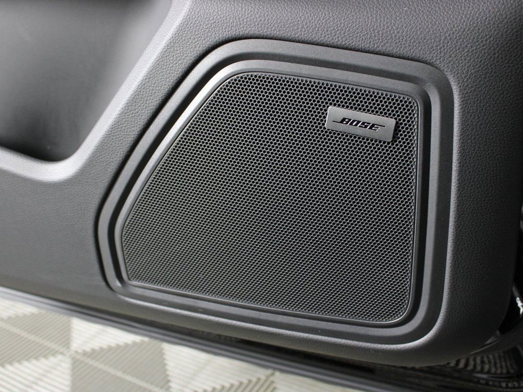 Certified 2026 Porsche Macan image 16