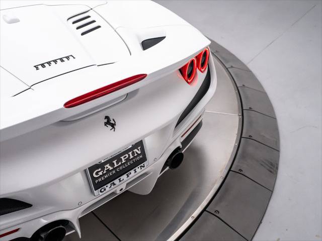 Used 2022 Ferrari F8 Tributo RWD image 44