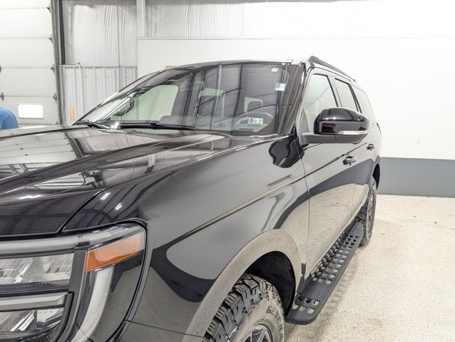 Used 2025 Ford Expedition Tremor AWD/4WD image 7