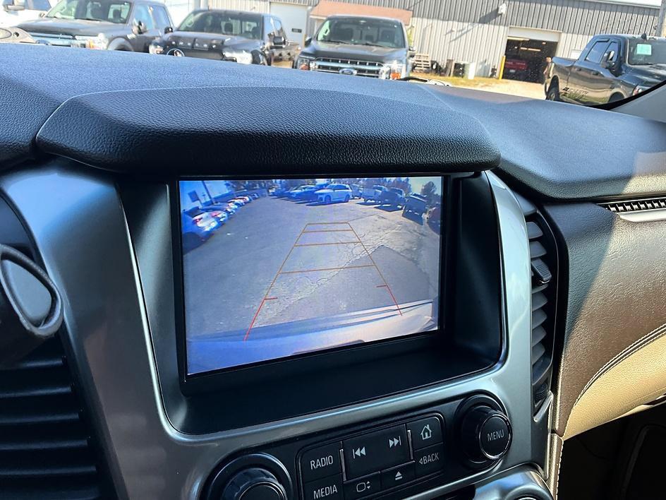 Used 2019 Chevrolet Tahoe LT w/ Luxury Package AWD/4WD image 24