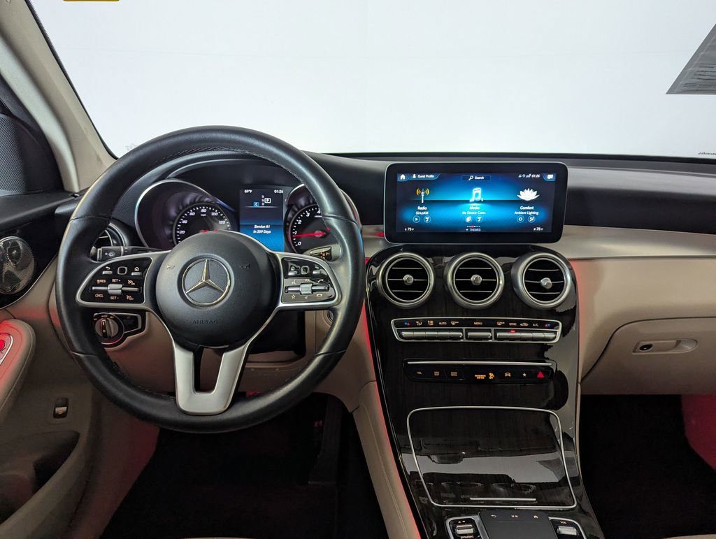 Used 2020 Mercedes-Benz GLC 300 image 6