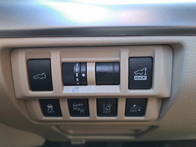 Used 2018 Subaru Outback 2.5i Limited image 25