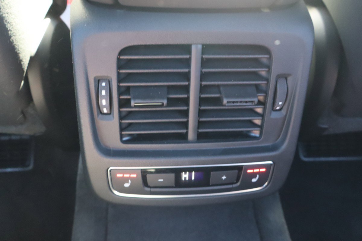 Used 2023 Audi RS e-tron GT image 18