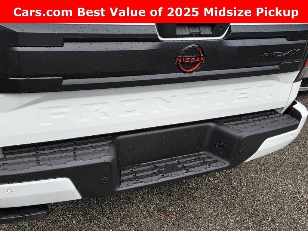 New 2025 Nissan Frontier PRO-4X w/ Interior Protection Package image 29