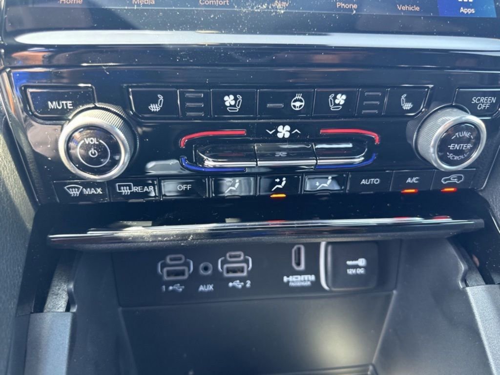 Used 2023 Jeep Grand Cherokee Summit image 25