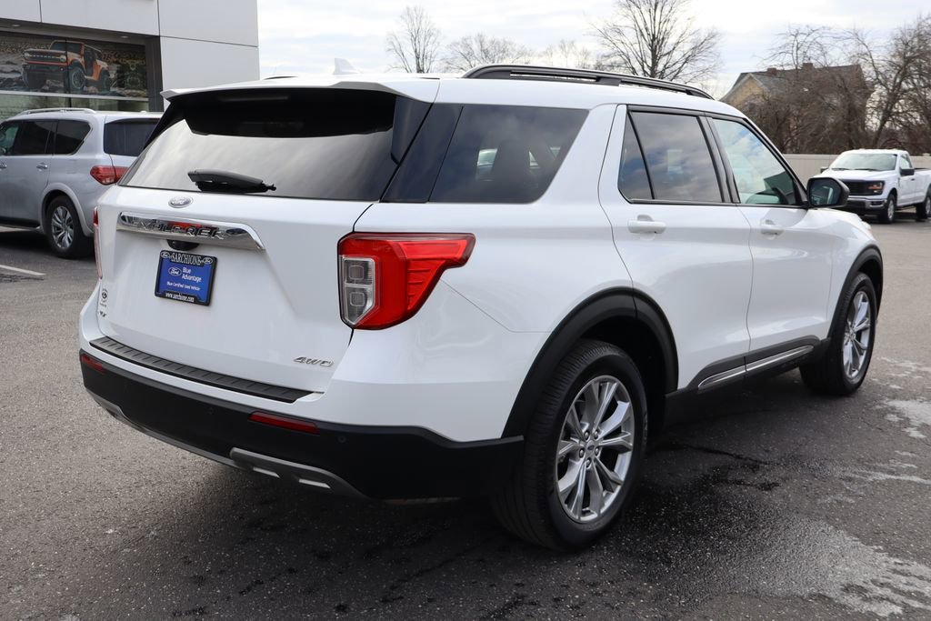 Used 2021 Ford Explorer XLT w/ Equipment Group 202A image 3