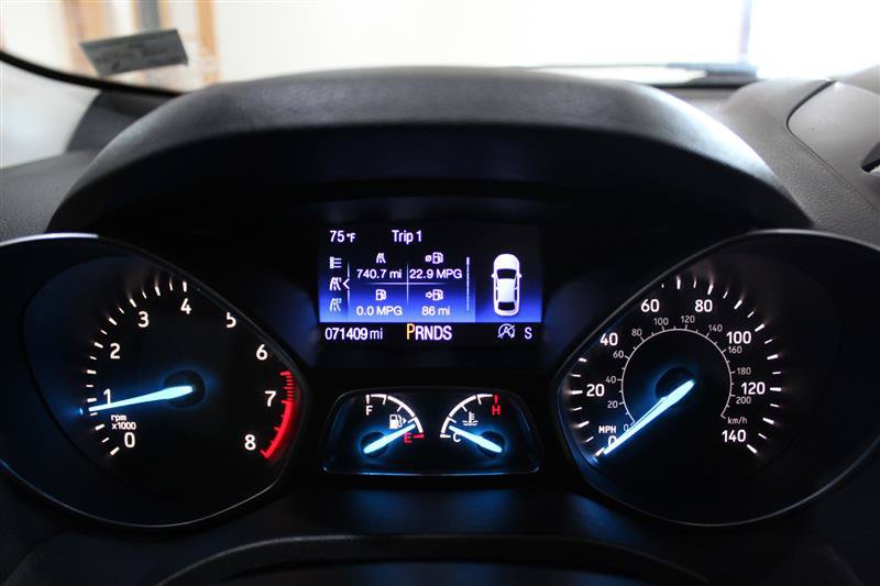 Used 2017 Ford Escape Titanium AWD/4WD image 19