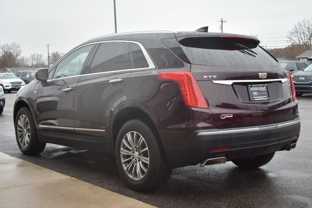 Used 2018 Cadillac XT5 Luxury w/ LPO, Wheel Lock Package image 10