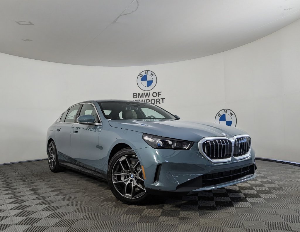 New 2027 BMW 530i xDrive w/ Premium Package AWD/4WD image 3