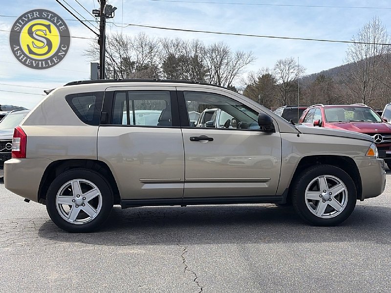 Used 2009 Jeep Compass Sport FWD image 7