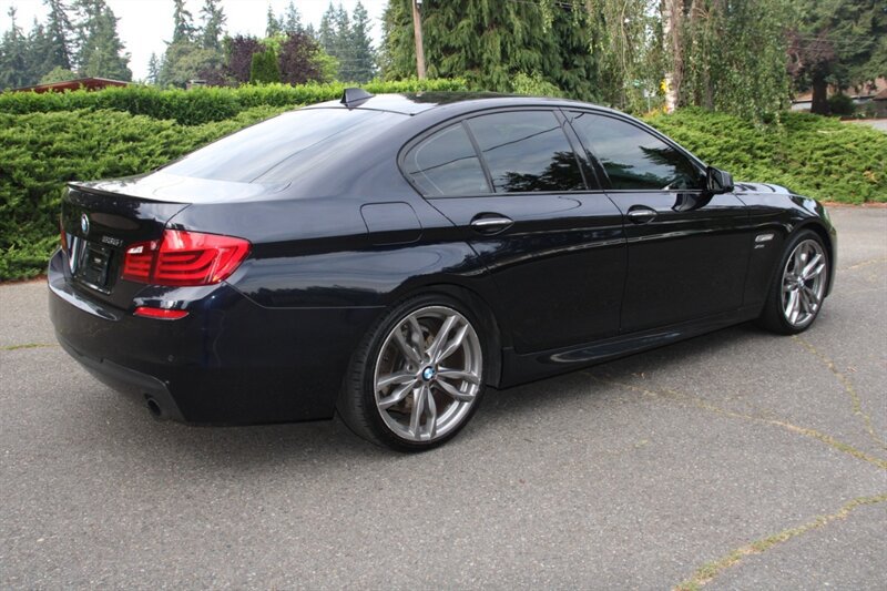Used 2011 BMW 535i xDrive Sedan AWD/4WD image 3