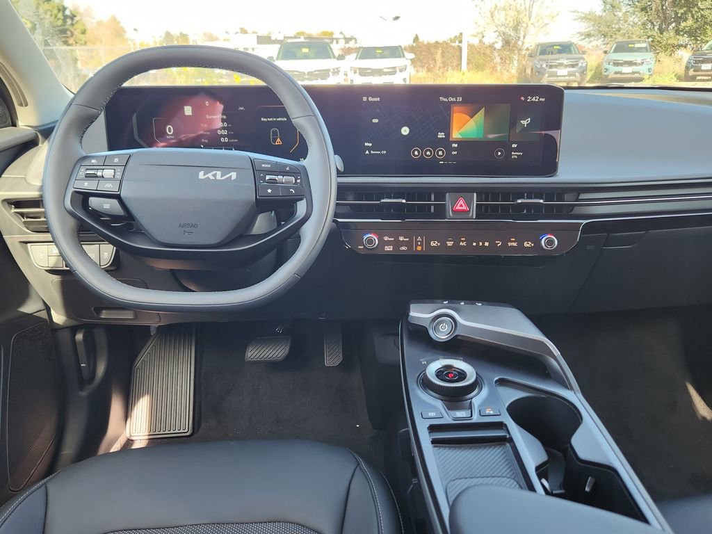 New 2025 Kia EV6 Light w/ Light LR Technology Package AWD/4WD image 11