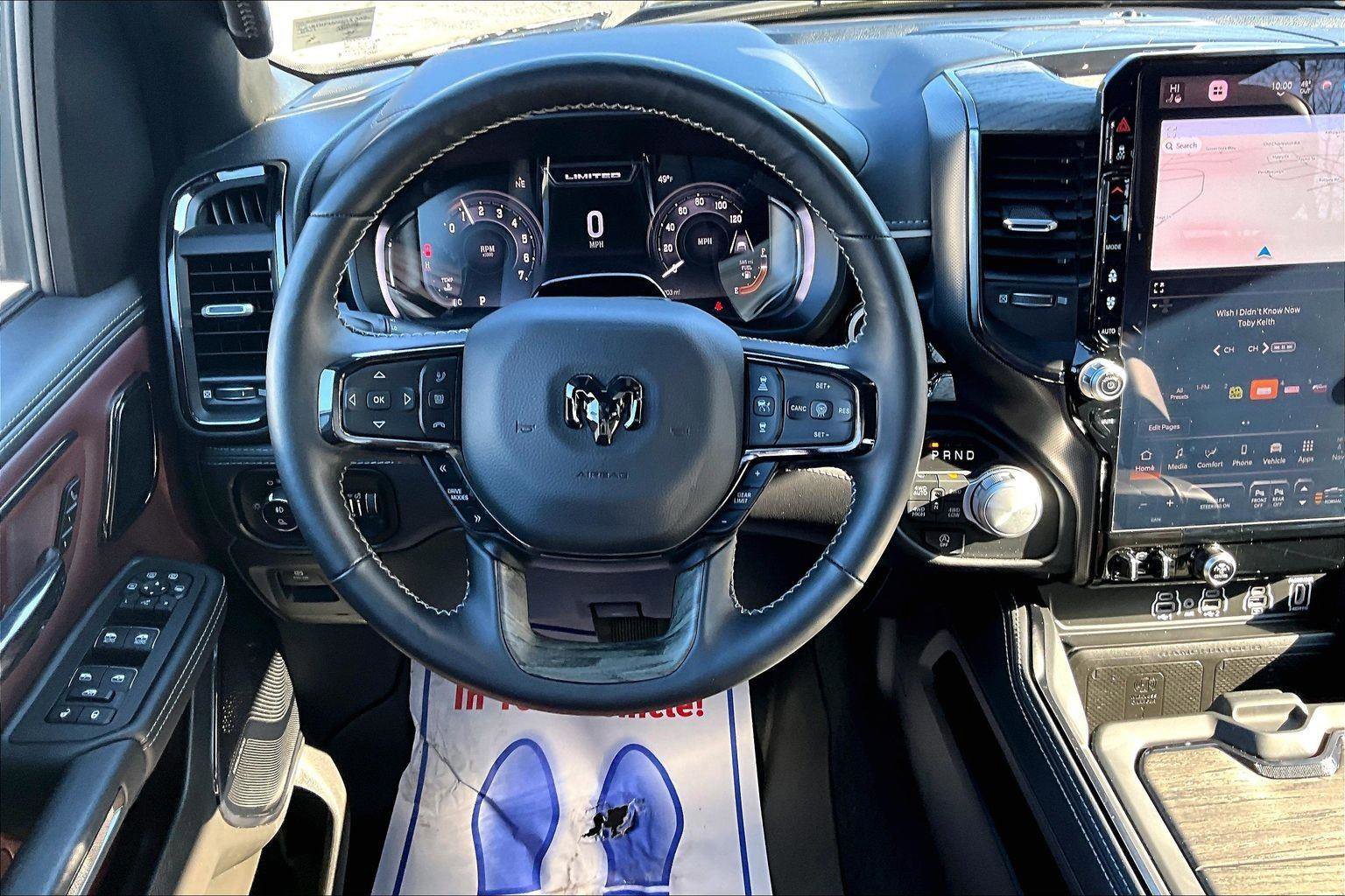 Used 2025 RAM 1500 Limited image 5