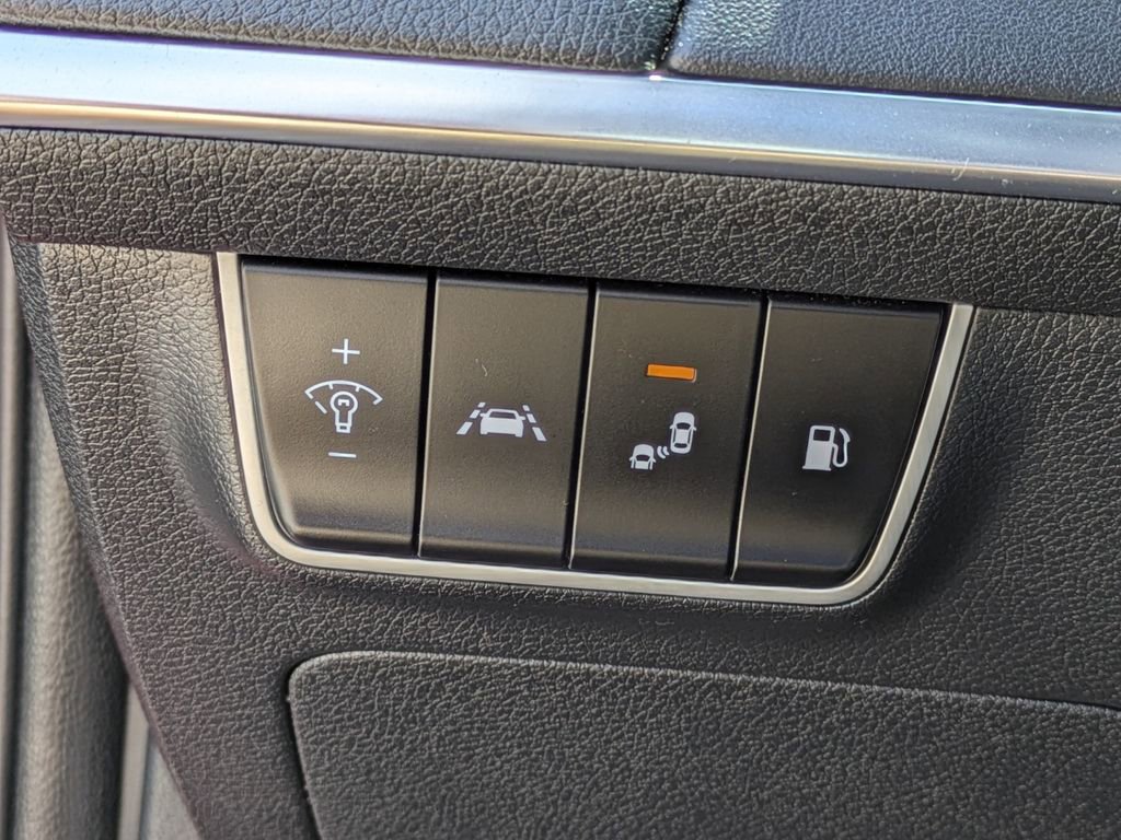 Used 2019 Kia Stinger GT1 image 26