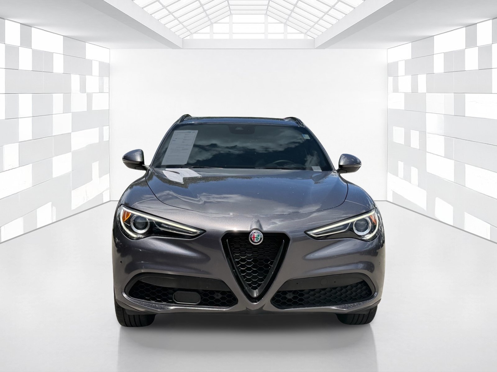 Used 2023 Alfa Romeo Stelvio Sprint RWD image 2