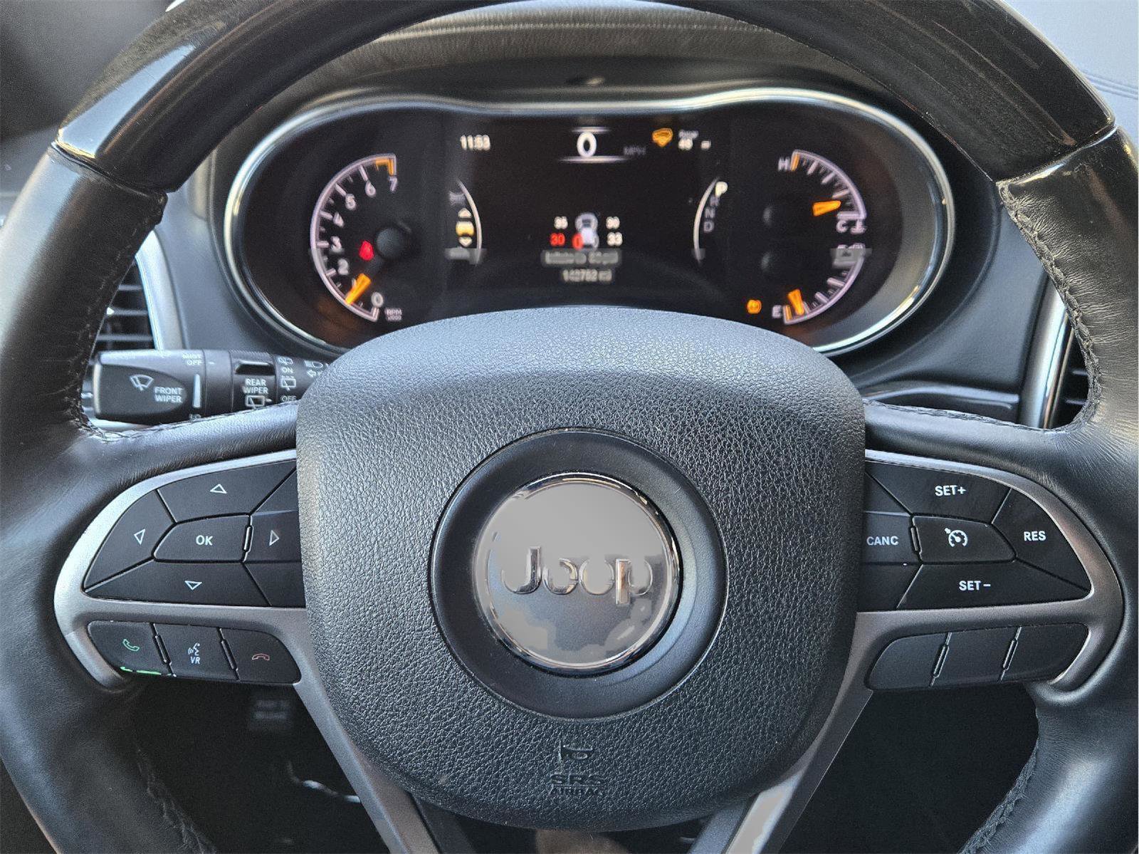 Used 2018 Jeep Grand Cherokee Overland image 12