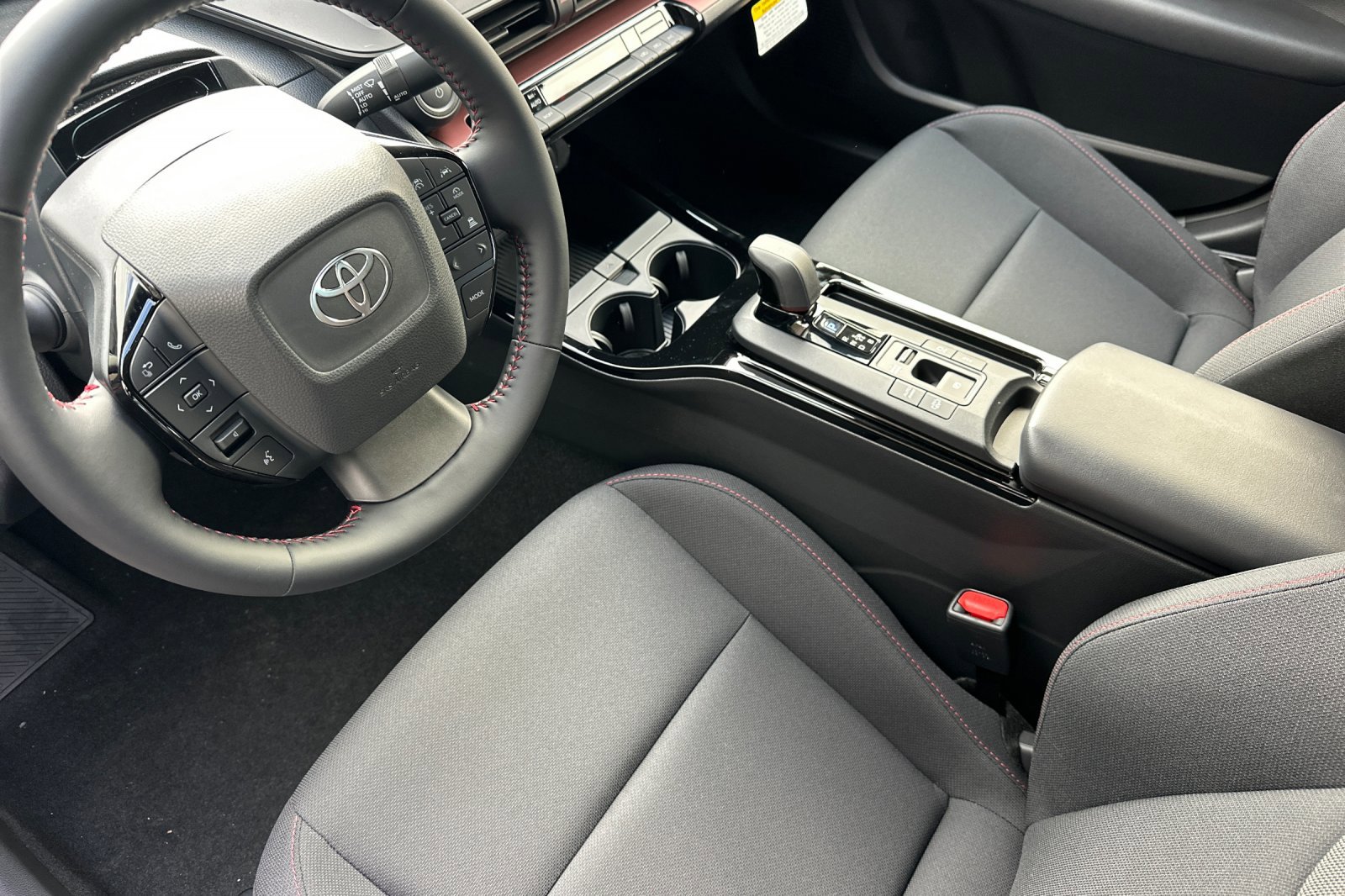 New 2026 Toyota Prius Plug-In Hybrid image 8