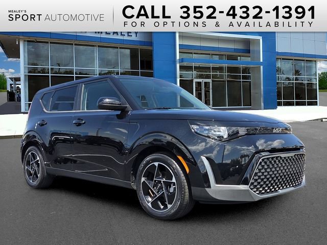 Used 2023 Kia Soul EX FWD image 1