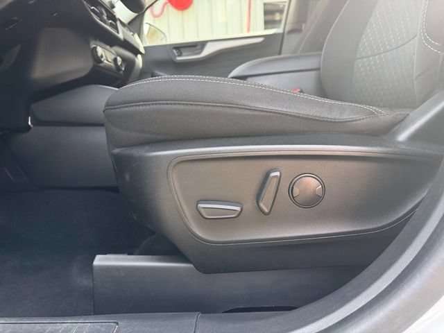 Certified 2024 Ford Escape Active AWD/4WD image 23