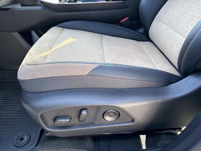 New 2026 Chevrolet Equinox ACTIV image 11