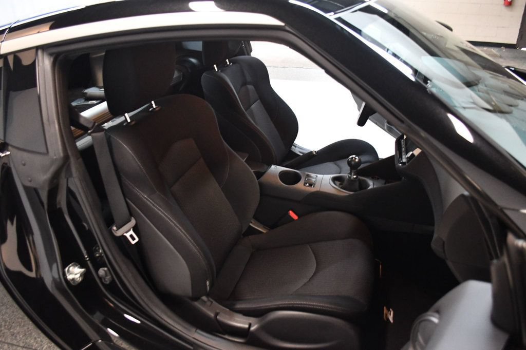 Used 2026 Nissan Z Sport w/ Floor Mat Package RWD image 29