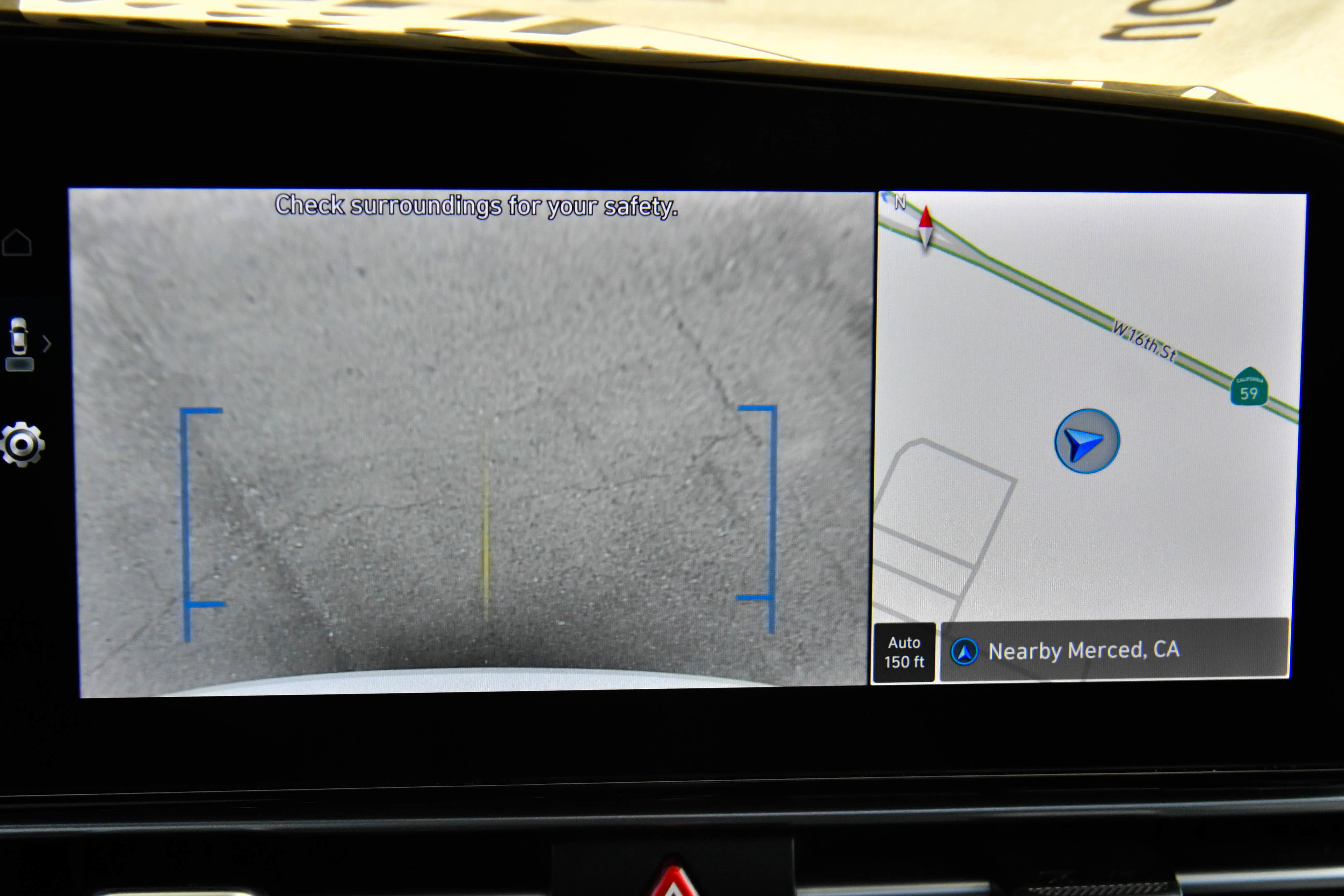 Used 2025 Hyundai Elantra Limited image 21