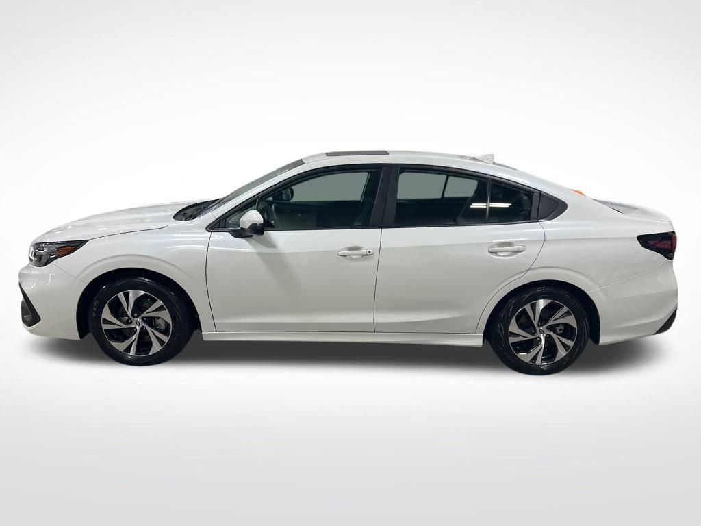 Used 2025 Subaru Legacy Premium image 6