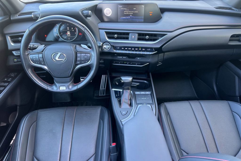 Used 2019 Lexus UX 200 F Sport w/ F Sport Premium Package FWD image 15