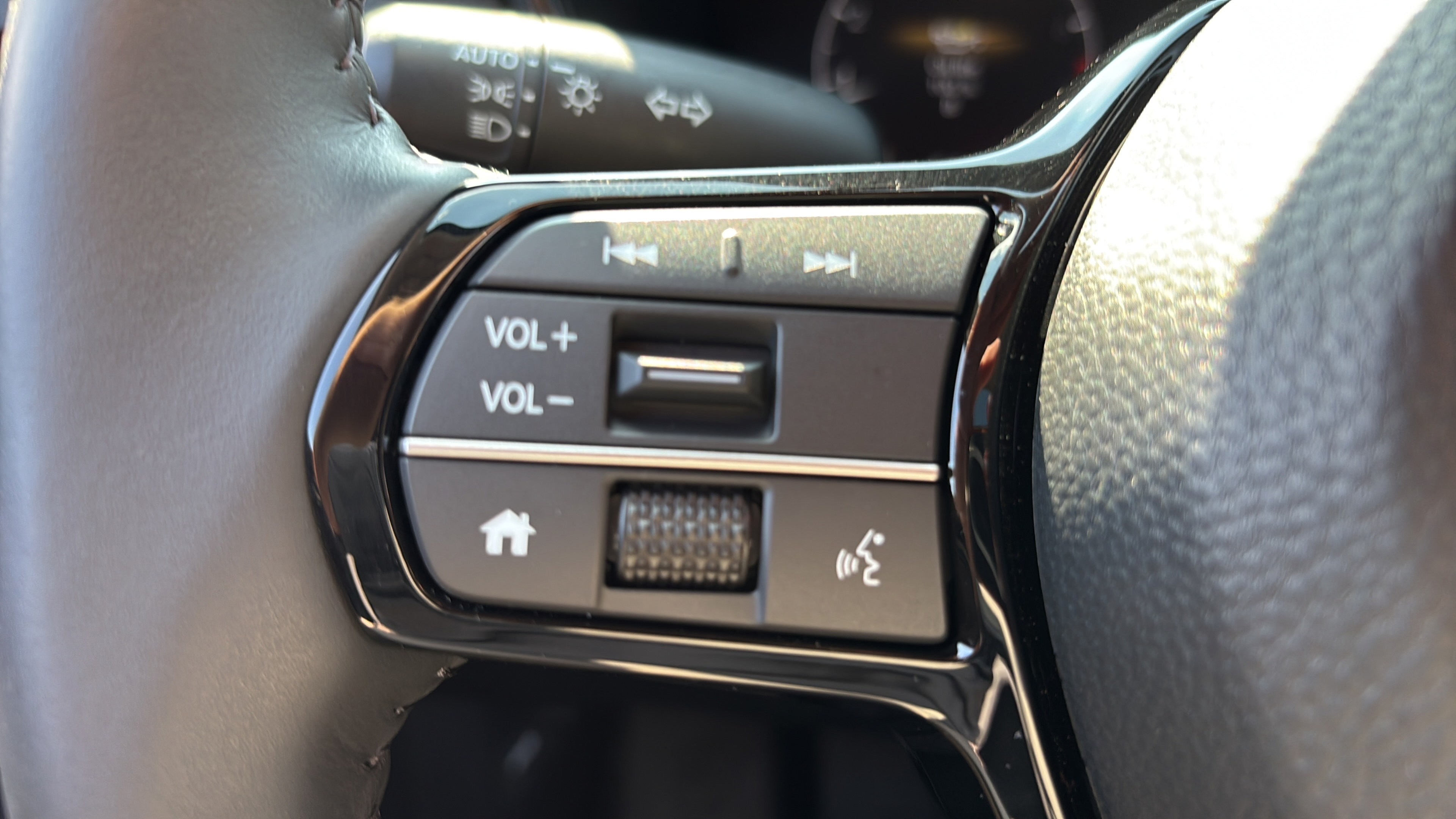 Certified 2024 Honda CR-V EX-L image 28