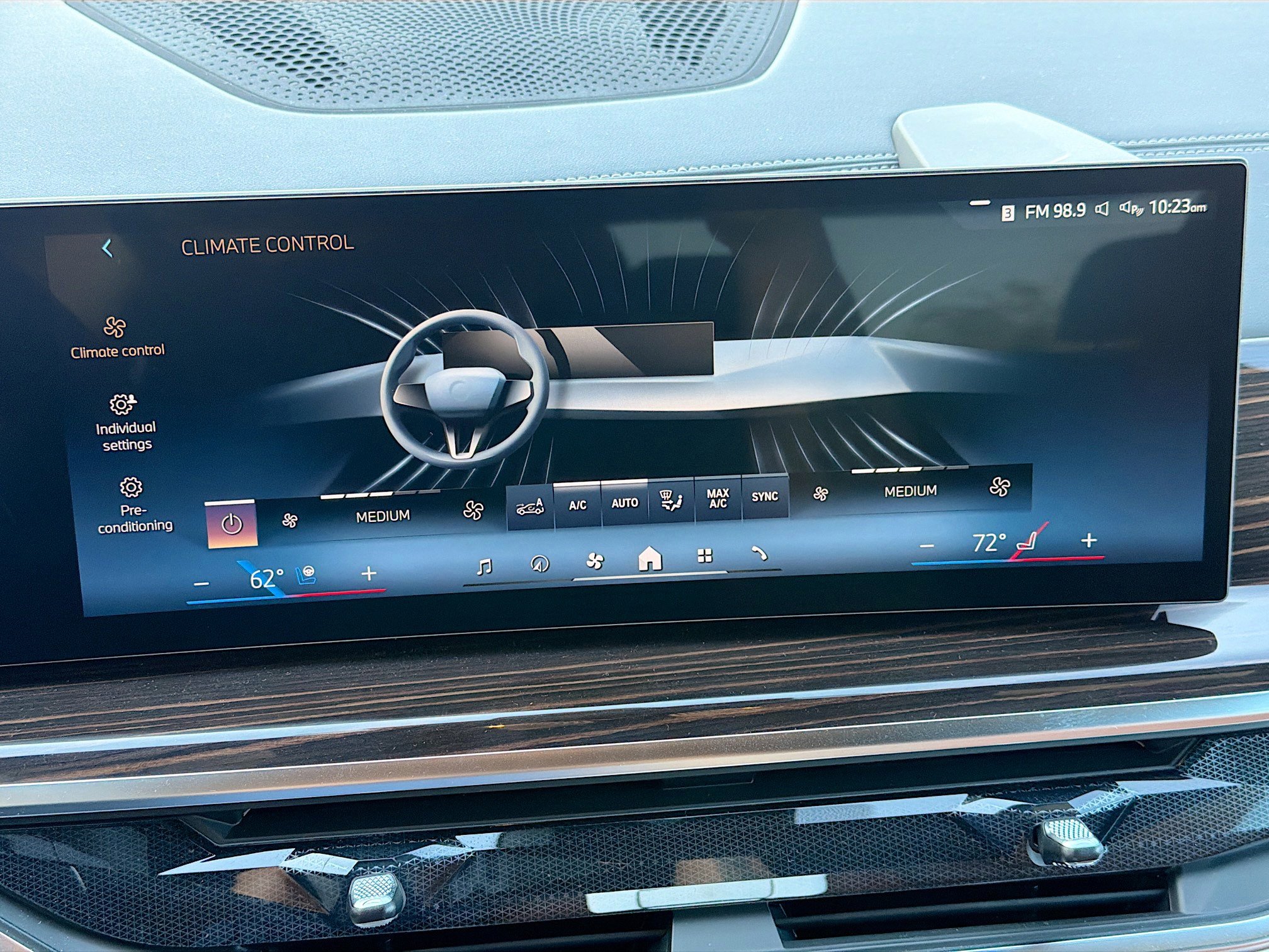 New 2026 BMW X7 xDrive40i image 37