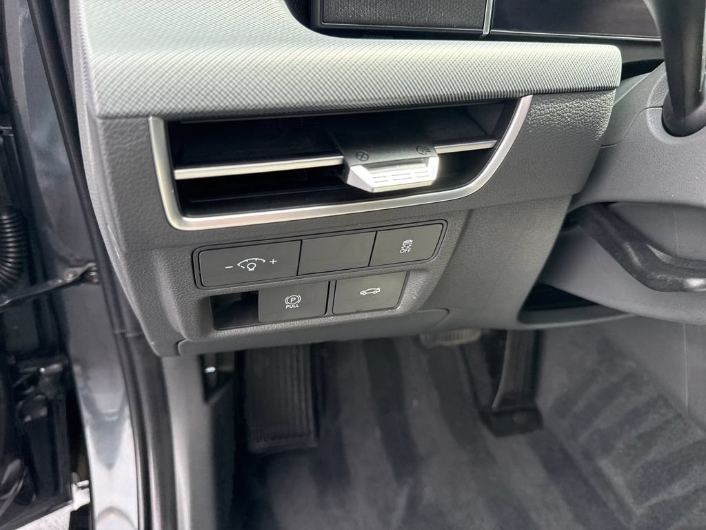 Certified 2024 Hyundai Sonata SEL w/ Convenience Package FWD image 15