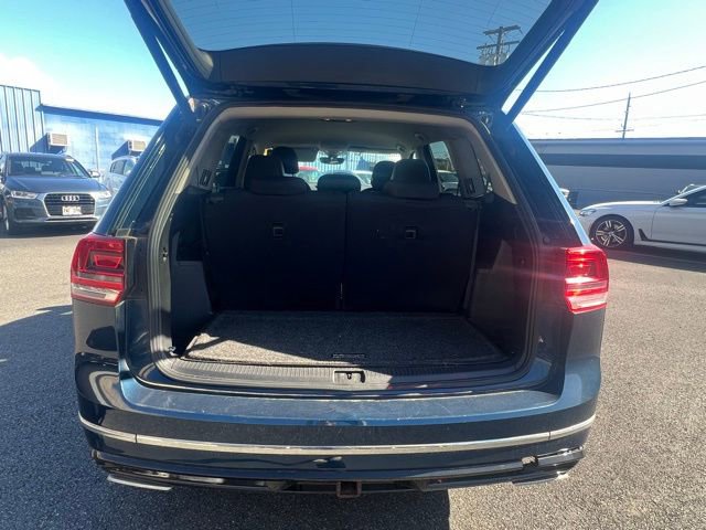 Used 2018 Volkswagen Atlas SE w/ R-Line Package image 5