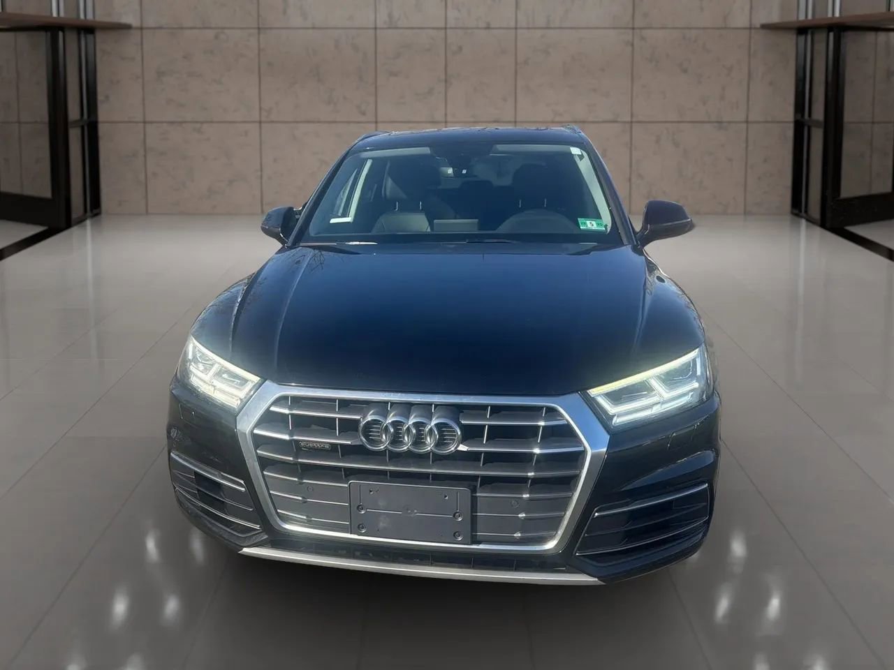 Used 2018 Audi Q5 2.0T Premium Plus w/ Premium Plus Package image 10