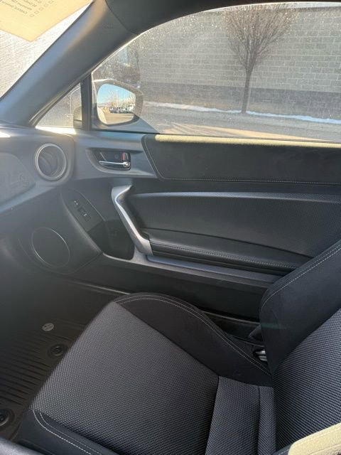 Used 2017 Toyota 86 image 27