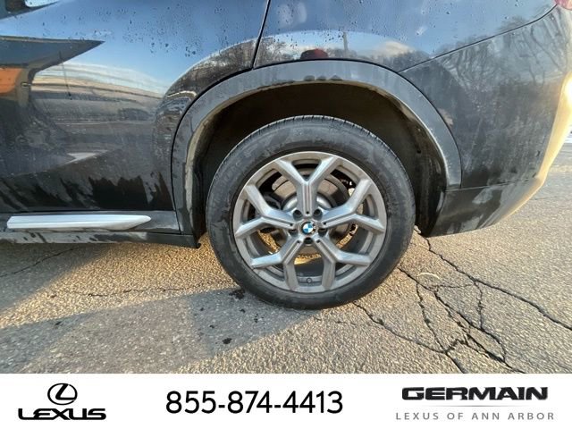 Used 2022 BMW X4 xDrive30i w/ Premium Package 2 image 25