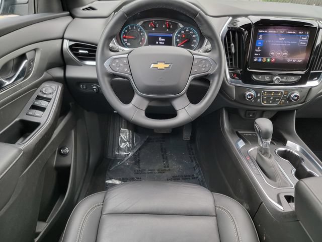 Used 2023 Chevrolet Traverse LT w/ LPO, Floor Liner Package FWD image 32