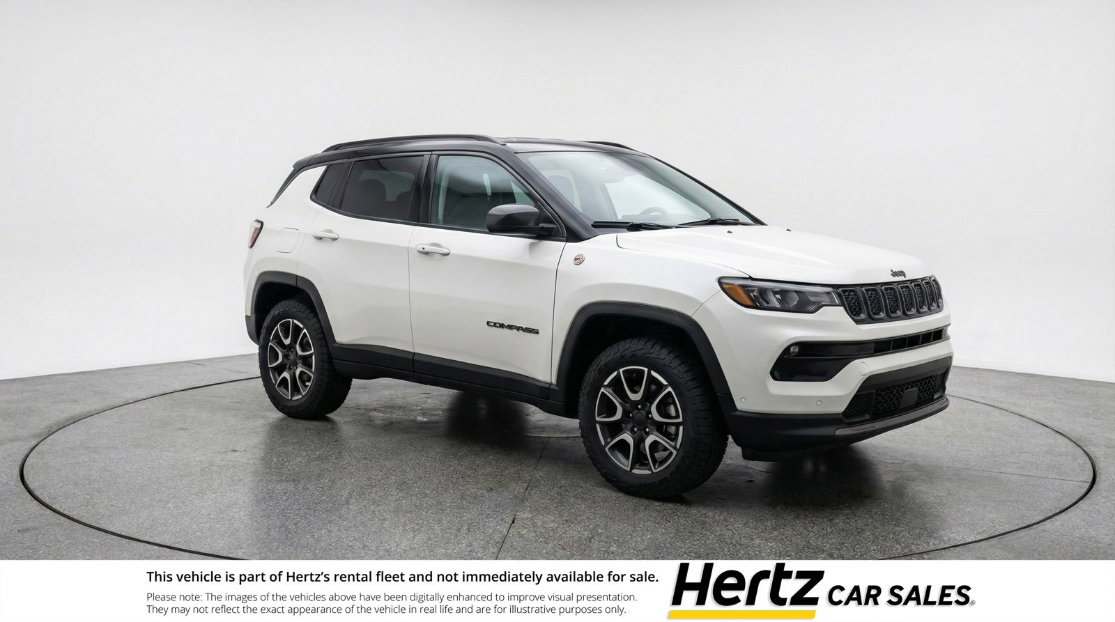 Used 2025 Jeep Compass Trailhawk AWD/4WD image 1
