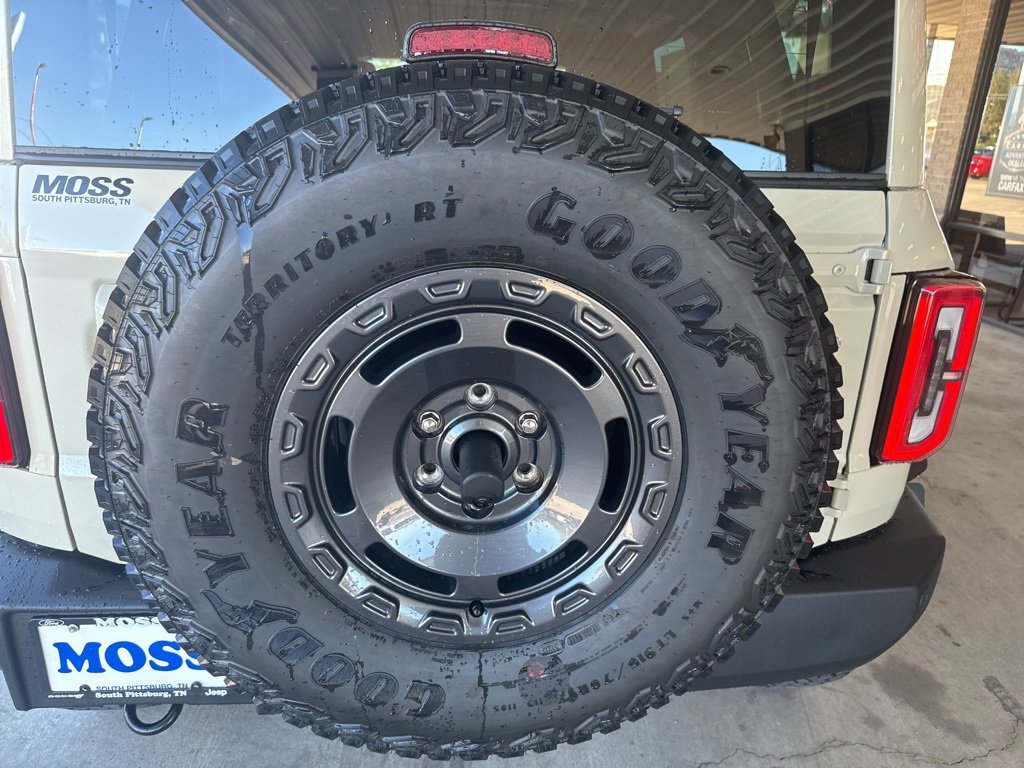 New 2025 Ford Bronco Outer Banks w/ Sasquatch Package image 26