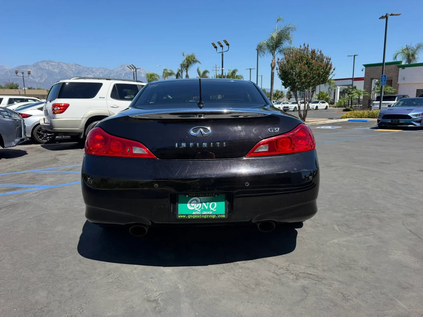 Used 2011 INFINITI G37 Convertible w/ Premium Pkg RWD image 35